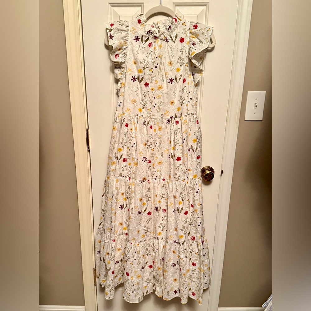En Saison Floral Embroidered Midi Dress